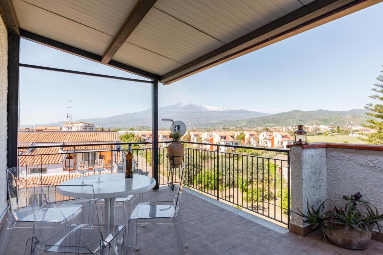 Giardini Naxos Apartment With Terrace Near The Sea Экстерьер фото