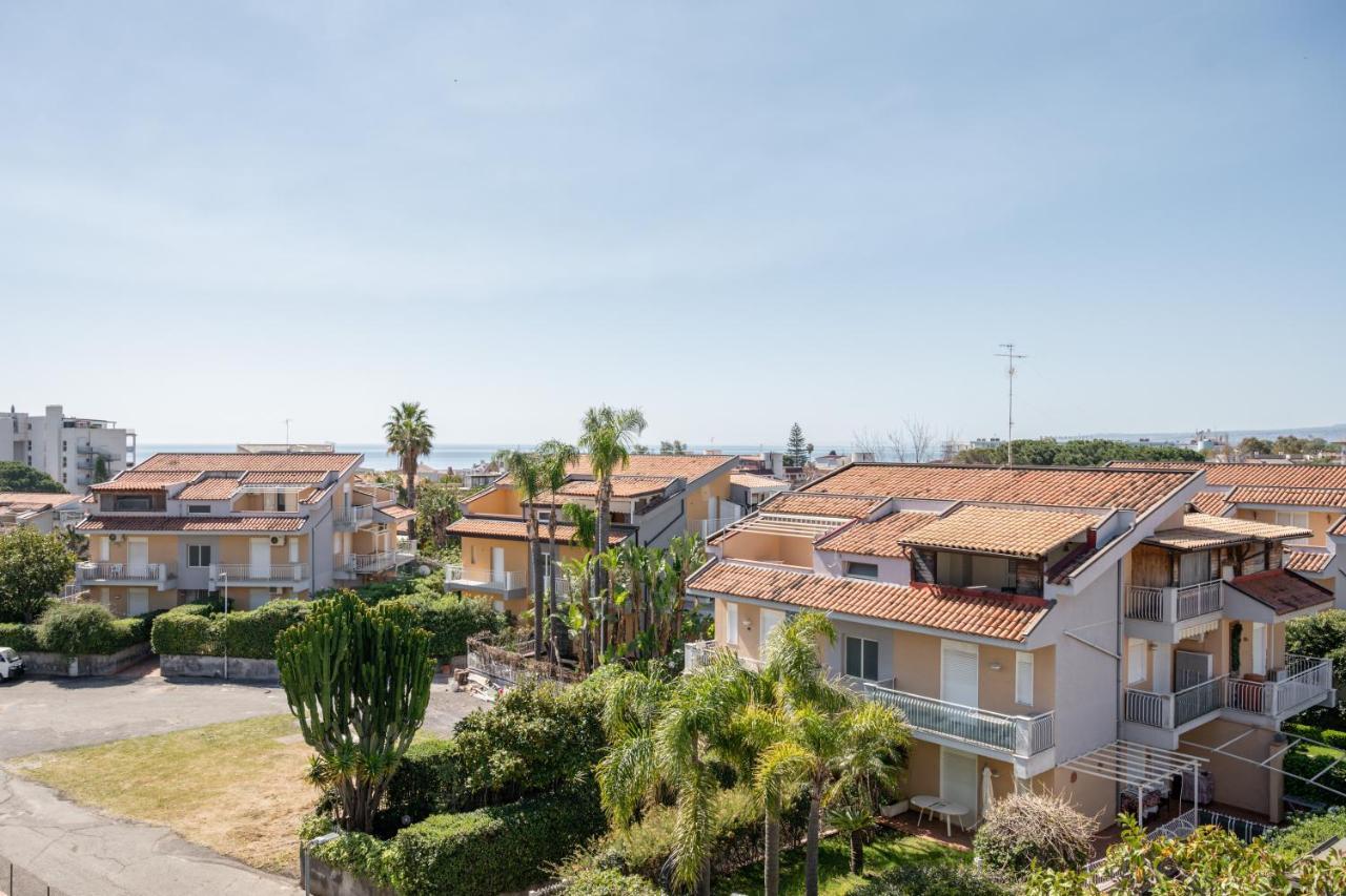 Giardini Naxos Apartment With Terrace Near The Sea Экстерьер фото